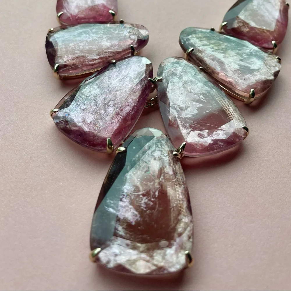 NWT Kendra Scott Harlow Necklace in Sable Mica 14k Gold Plated - Picture 3 of 9